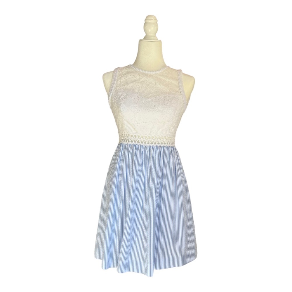 Lilly Pulitzer Embroidered Eyelet Seersucker Sleeveless Dress Size 00